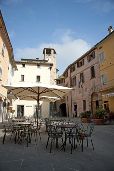 piazza fortebraccio Montonein